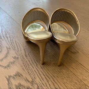 Enzo Angiolini Shoes - Enzo Angiolini Gold Heels worn once size 37 Enzo Angiolini Shoes - Enzo Angiolini Gold Heels worn once size 37